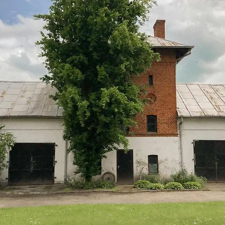 Palac Baloszyce מלון